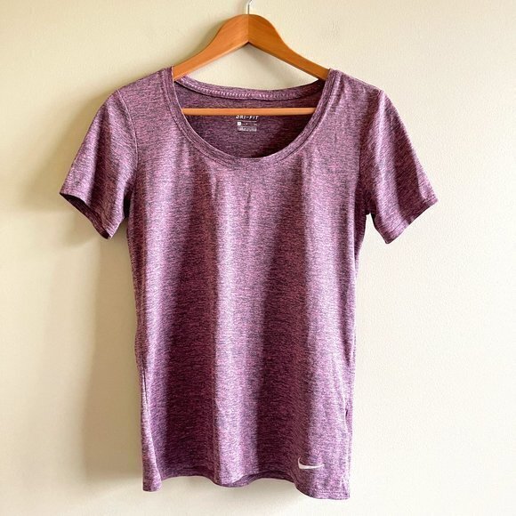 Nike Dri-Fit‎ T-shirt Light weight Purple Short Sleeve Crewneck Womens Size S - Picture 1 of 5